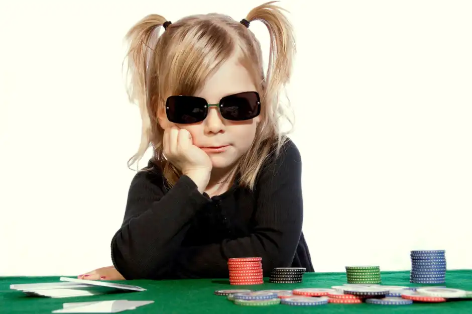合法的賭博年齡：要幾歲才能玩德州撲克？